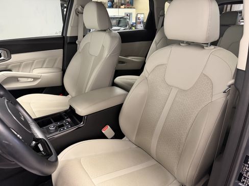 Used 2022 Kia Sorento SX FWD image 21
