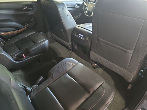 Used 2018 Chevrolet Tahoe Premier AWD/4WD image 11
