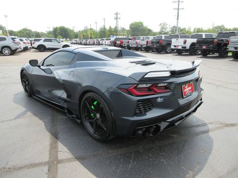 Used 2021 Chevrolet Corvette Stingray Premium Conv w/ Z51 Performance Package RWD image 7