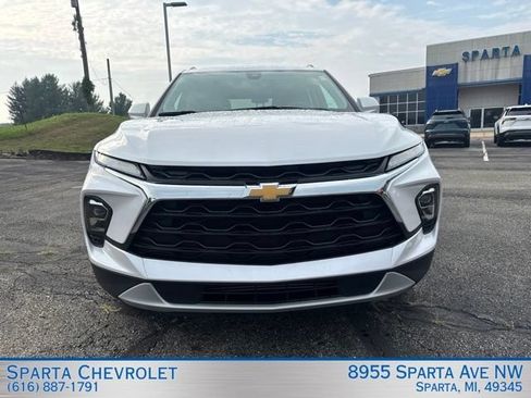 Used 2024 Chevrolet Blazer LT w/ Convenience Package AWD/4WD image 8