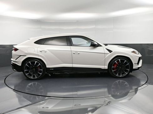 Used 2024 Lamborghini Urus S image 9