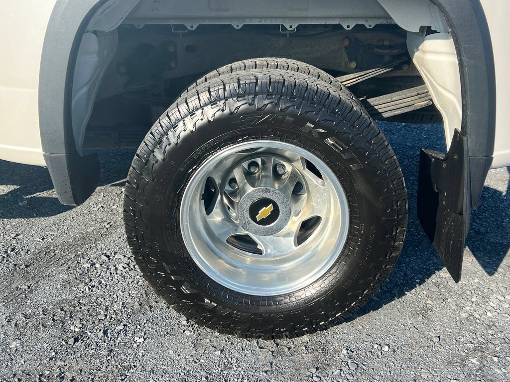 Used 2021 Chevrolet Silverado 3500 High Country w/ Snow Plow Prep/Camper Package AWD/4WD image 20