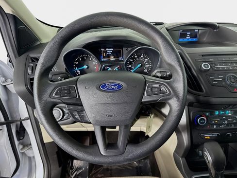 Used 2018 Ford Escape SE image 13