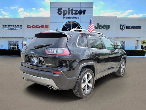 Used 2021 Jeep Cherokee Limited AWD/4WD image 2