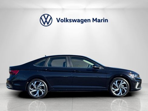 New 2026 Volkswagen Jetta SEL image 6