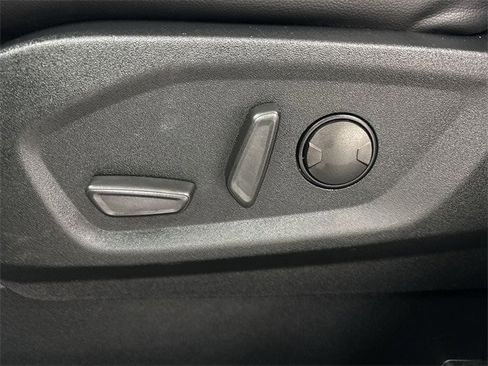 Certified 2022 Ford Edge SEL w/ Convenience Package image 4