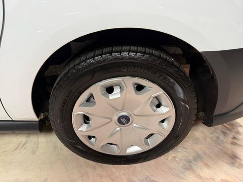 Used 2014 Ford Transit Connect XL FWD image 31