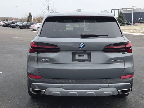 Used 2025 BMW X5 xDrive50e image 12