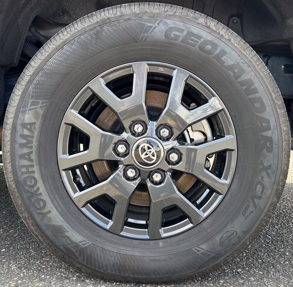 Certified 2025 Toyota 4Runner SR5 AWD/4WD image 27