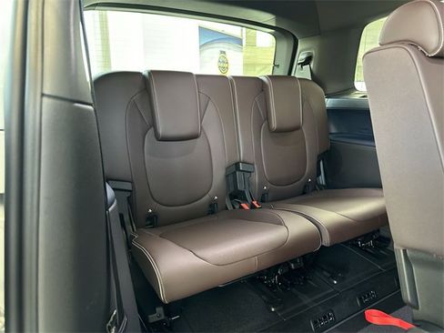 New 2025 Volkswagen ID. Buzz Pro S image 19