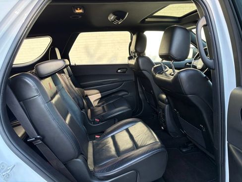 Used 2022 Dodge Durango R/T w/ Blacktop Package AWD/4WD image 10