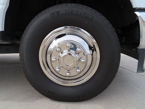 Used 2026 Ford F350 XLT AWD/4WD image 11