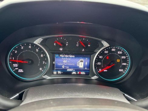 Used 2021 Chevrolet Equinox LT image 22