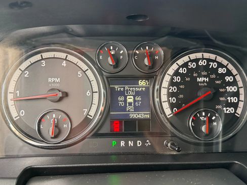 Used 2012 RAM 2500 ST w/ Popular Equipment Group image 30