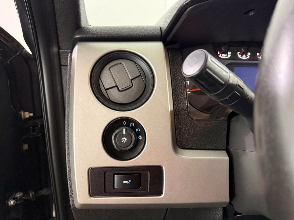 Used 2013 Ford F150 Raptor w/ Luxury Equipment Group AWD/4WD image 15