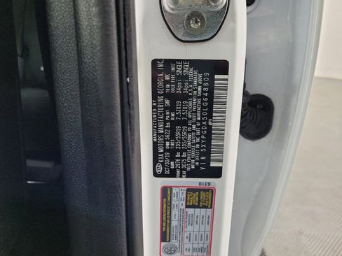 Used 2020 Kia Sorento S image 33