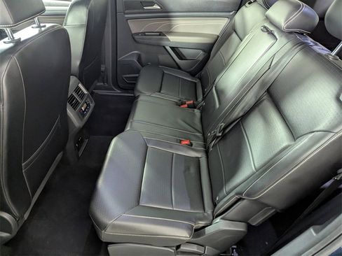 Used 2022 Volkswagen Atlas SE image 14