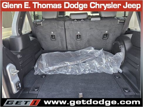 Used 2024 Jeep Wrangler Unlimited Sahara w/ Technology Group AWD/4WD image 29