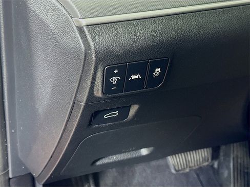 Used 2021 Kia K5 GT-Line image 16