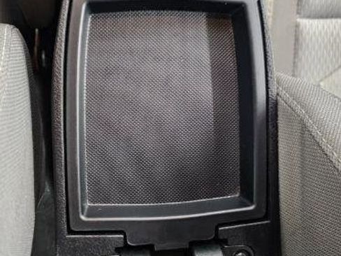 Used 2018 Toyota Corolla LE image 20