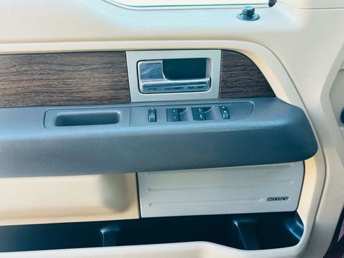 Used 2014 Ford F150 Lariat w/ Equipment Group 502A Luxury image 26