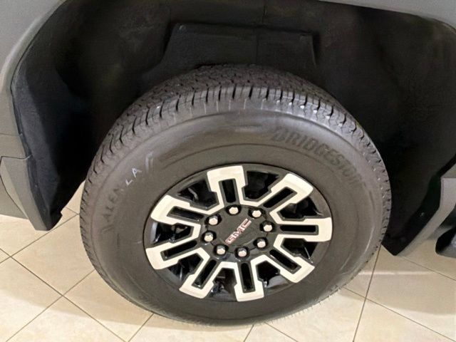 Used 2026 GMC Sierra EV Elevation AWD/4WD image 29