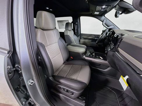 New 2026 Chevrolet Silverado 2500 ZR2 AWD/4WD image 25