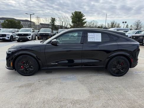 Certified 2025 Ford Mustang Mach-E GT image 11