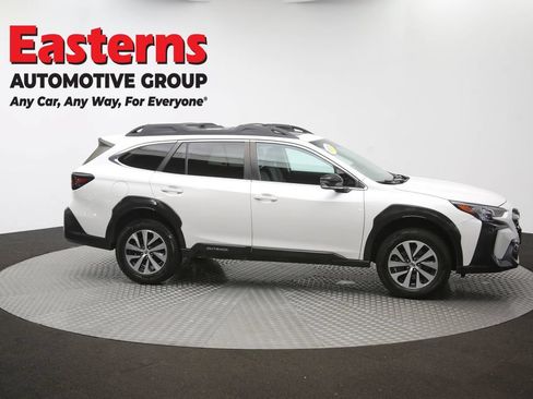 Used 2023 Subaru Outback Premium AWD/4WD image 46