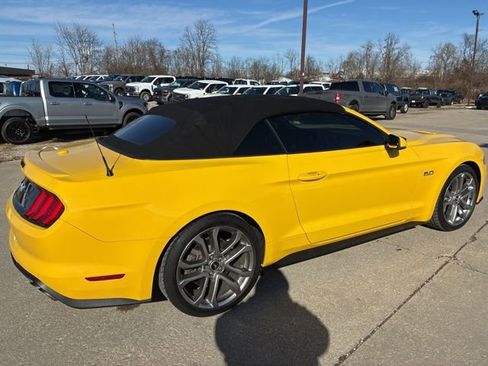 Used 2018 Ford Mustang GT Premium w/ Equipment Group 401A image 9