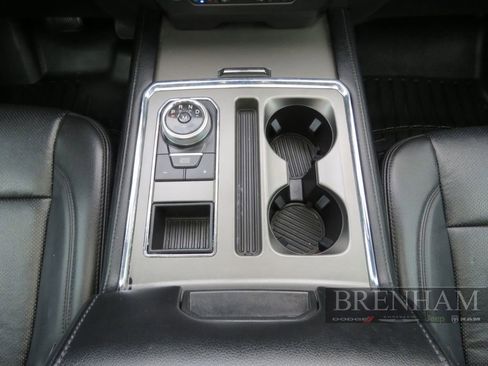 Used 2020 Ford Expedition XLT w/ Equipment Group 202A image 29