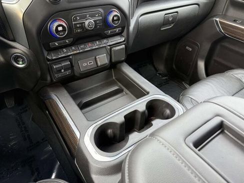 Used 2020 Chevrolet Silverado 1500 LT Trail Boss w/ Midnight Edition image 32