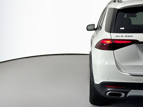 Certified 2025 Mercedes-Benz GLE 350 4MATIC image 15