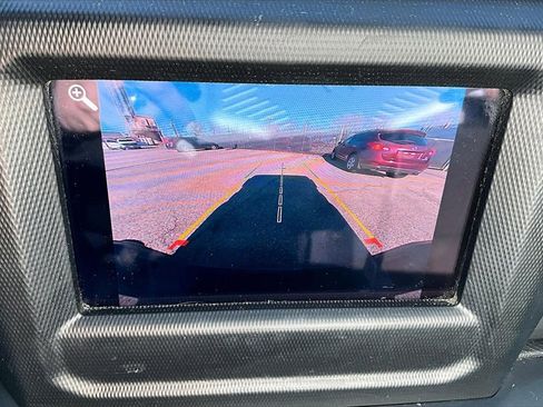 Used 2021 Jeep Gladiator Willys image 15