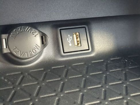 Certified 2025 Toyota RAV4 XLE w/ Convenience Package image 22