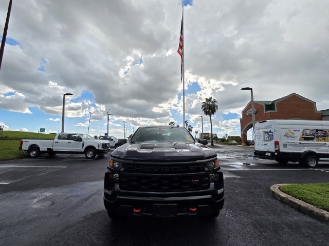 Used 2022 Chevrolet Silverado 1500 Custom Trail Boss AWD/4WD image 3