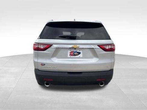 Used 2018 Chevrolet Traverse LT image 7
