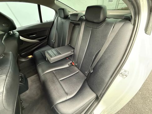 Used 2015 BMW 320i xDrive Sedan image 19
