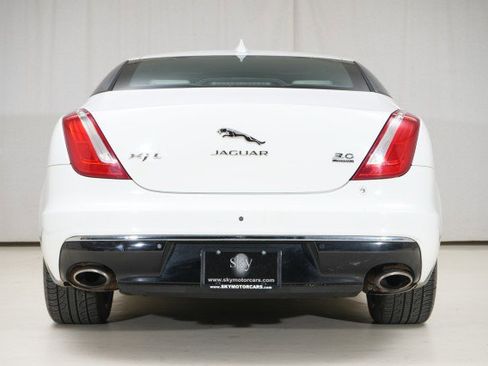 Used 2016 Jaguar XJ L Portfolio image 11