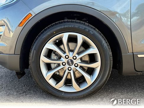 Used 2018 Lincoln MKC Select w/ Select Plus Package image 11