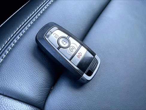 Certified 2025 Ford Bronco Outer Banks image 19