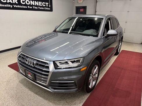 Used 2018 Audi Q5 2.0T Premium Plus w/ Premium Plus Package AWD/4WD image 4