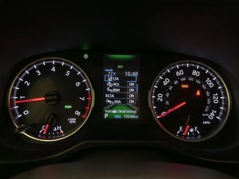 Used 2020 Toyota RAV4 XLE AWD/4WD image 34