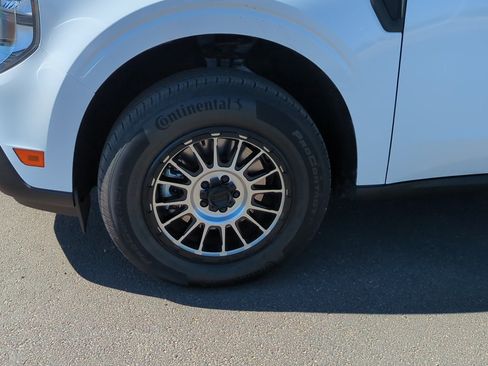 Used 2025 Ford Maverick XL w/ Equipment Group 101A image 11