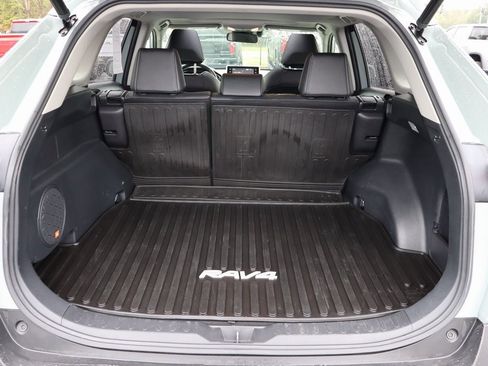 Used 2020 Toyota RAV4 XLE Premium image 23