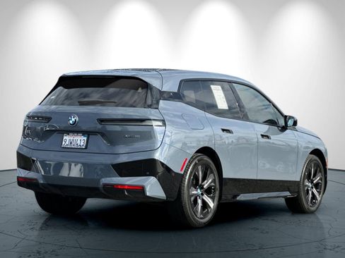 Used 2024 BMW iX xDrive50 w/ Sport Package image 4