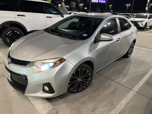 Used 2016 Toyota Corolla S image 1