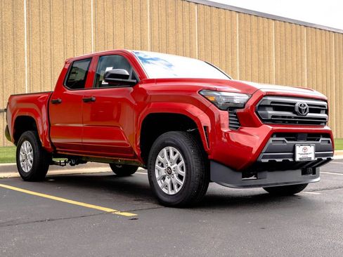 New 2026 Toyota Tacoma SR AWD/4WD image 2
