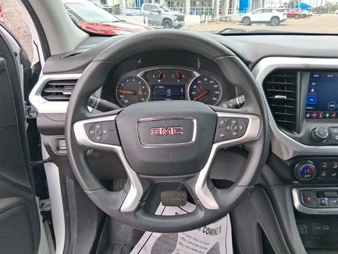 Used 2021 GMC Acadia SLE w/ Driver Convenience Package FWD image 9