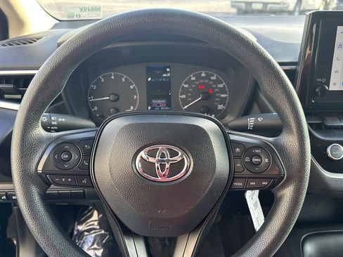 Used 2024 Toyota Corolla LE image 19